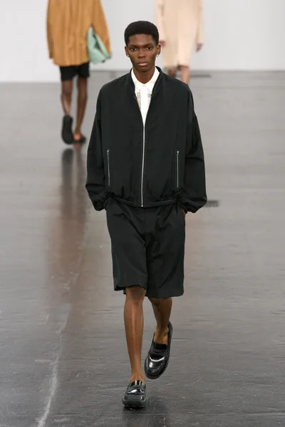 Look 54
